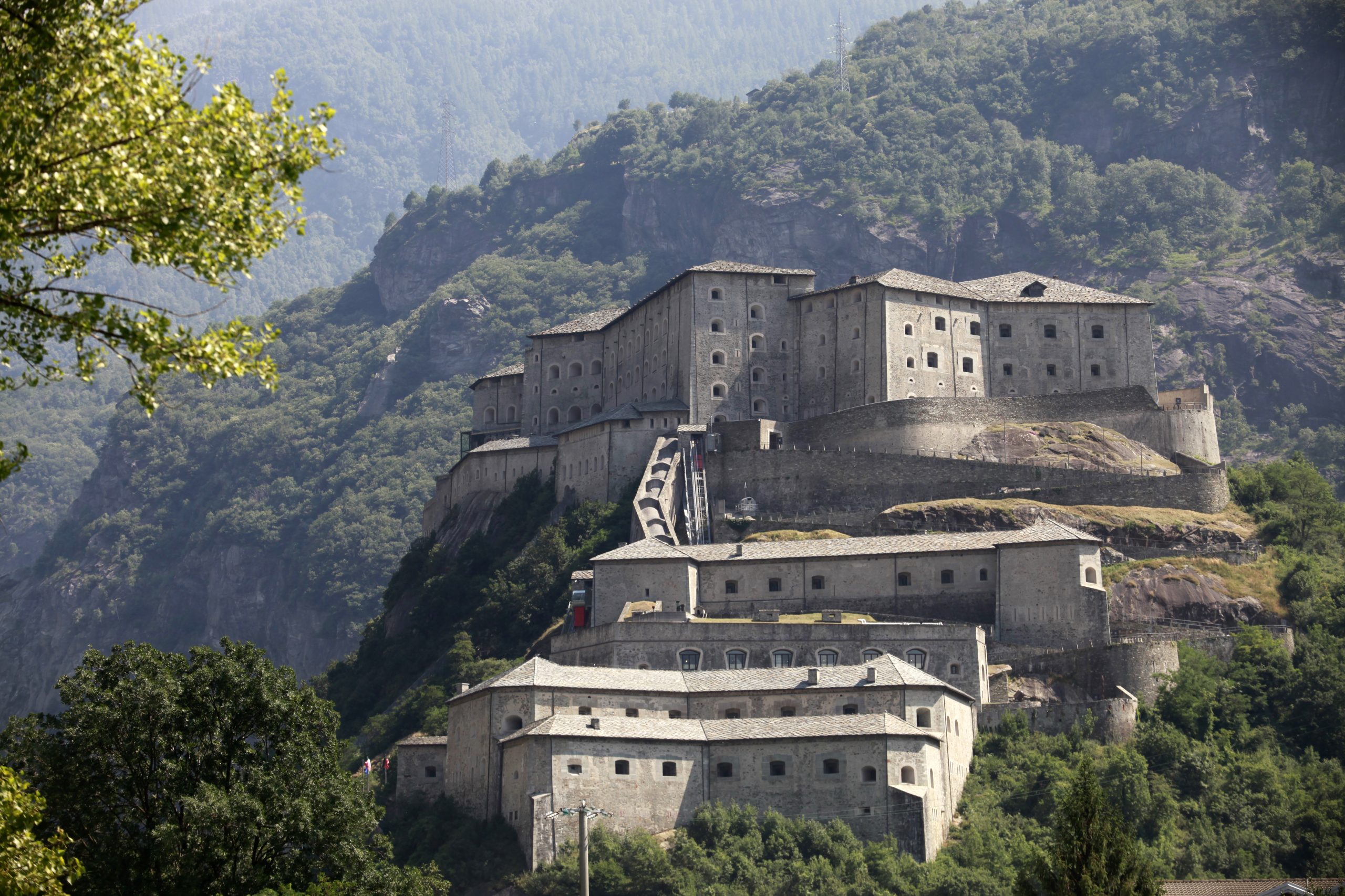 Fort de Bard, de l’histoire au futur : art, photographie et science